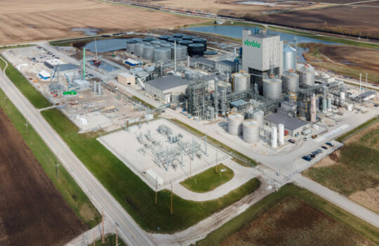 Biodiesel Anlage Verbio Stroh für den Tank