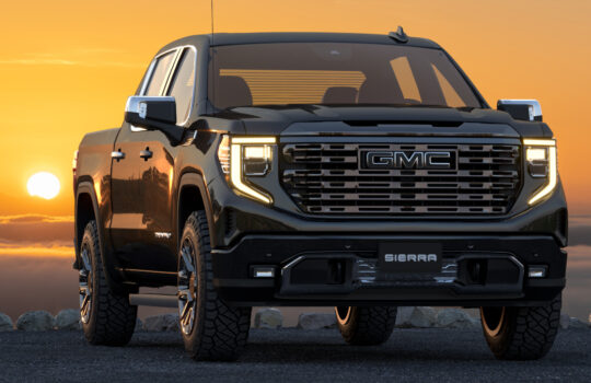 GMC Sierra goes for luxury and technology.